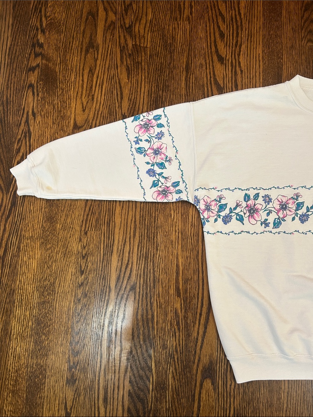 Vintage 90s Floral Sweatshirt - Picture 7 of 10